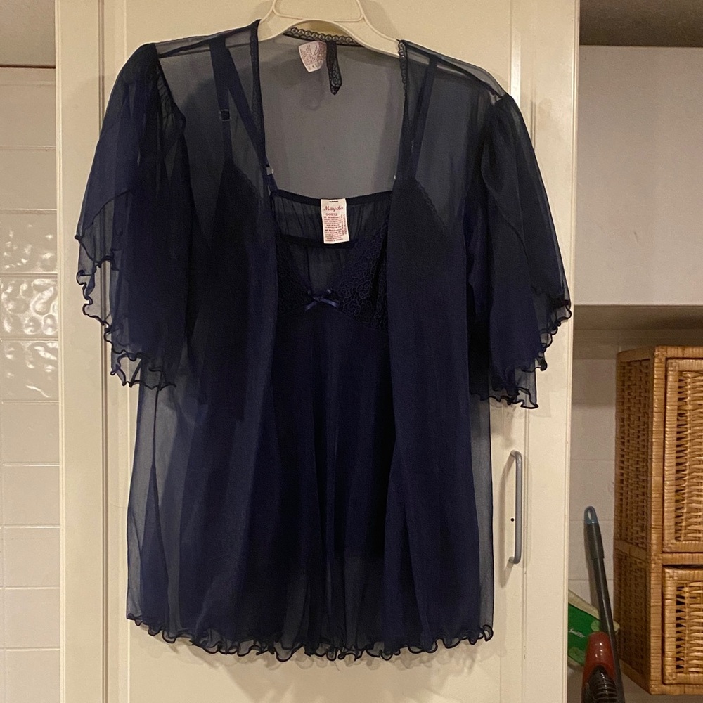 EUC Mayela Navy Sheer Nightgown 2 piece set with adjustable straps size medium